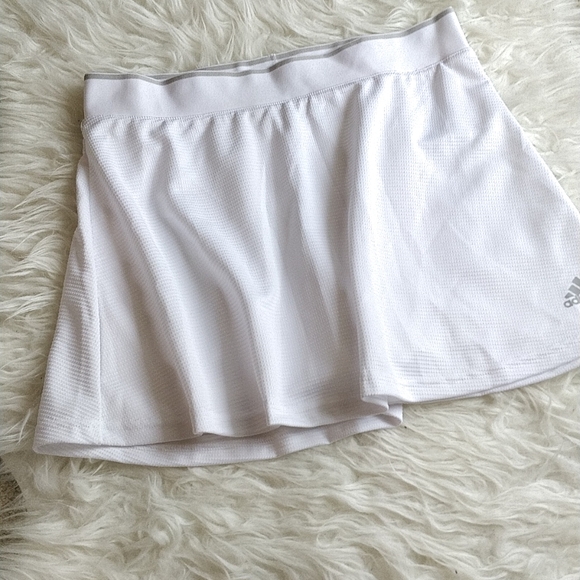 mini skirt - Picture 1 of 8